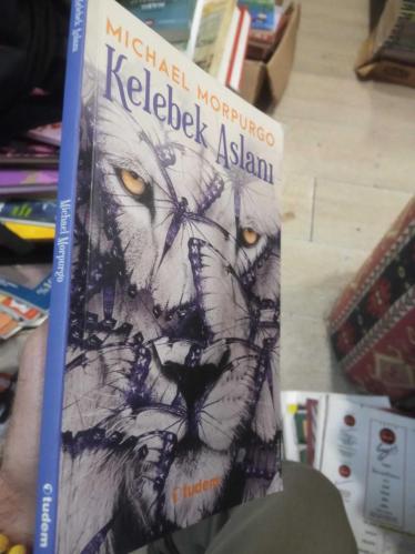 Kelebek Aslanı