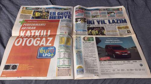 PAS FOTOMAÇ -TURKISH NEWSPAPER - DOĞUM GÜNÜ HEDİYESİ  - TAM TAKIM EKSİKSİZ GAZETE  21 EYLÜL - 2009 - ALTIN GOL - FENERBAHÇE, VEDERSON'UN ATTIĞI ALTIN DEĞERİNDEKİ GOLLE 3 ALTIN PUAN ALDI, MAÇ FAZLASIYLA LİDER OLDU, 6'DA 6 YAPTI - MAÇIN ANATOMİSİ - YARIN FOTOMAÇ'TA MÜTHİŞ BİR SÜRPRİZ SİZLERİ BEKLİYOR - TAM 24 SAYFA İDDAA GAZETESİ VERİYORUZ - TOPLU SONUÇLAR - İYİ BAYRAMLAR - HATEMOĞLU KABAN 99.50 TL - COLIN KAZIM, TARTIŞTIĞI TARAFTARI SAHA DIŞINA 'DAVET' ETTİ - ERKEKSEN DIŞARI GEL! - BU SEZON SINIRLI ZOR ZAPTETTLER - BU KADARI DA FAZLA - KALDI 1 MAÇ - 45 YIL SONRA 6'DA 6'LIK BİR BAŞLANGIÇ GERÇEKLEŞTİREN KANARYA BİR MAÇ DAHA KAZANIRSA 7'DE 7'LİK REKORUNU EGALE EDECEK - DÜNYANIN 1 NUMARALI LİGİ İNGİLTERE PREMIER LİGİ SADECE SPORMAX'TE - EMRE BOL: ŞAMPİYONLUK TILSIMI - GÖKÇEK VEDERSON - ALEX - GÜİZA - KAZIM - SEMİH - OĞUZHAN - BİLİCA - COLIN KAZIM - HASIM SAHIN - GÜRKAN KUBİLAY - EMRE BOL - NECATI BİLGİÇ - DAUM - SANTOS - HÜSEYİN GÖÇEK - MEHMET TOPUZ - GÖKHAN GÖNÜL - ERTUĞRUL SAĞLAM -