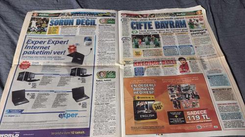 PAS FOTOMAÇ -TURKISH NEWSPAPER - DOĞUM GÜNÜ HEDİYESİ  - TAM TAKIM EKSİKSİZ GAZETE  21 EYLÜL - 2009 - ALTIN GOL - FENERBAHÇE, VEDERSON'UN ATTIĞI ALTIN DEĞERİNDEKİ GOLLE 3 ALTIN PUAN ALDI, MAÇ FAZLASIYLA LİDER OLDU, 6'DA 6 YAPTI - MAÇIN ANATOMİSİ - YARIN FOTOMAÇ'TA MÜTHİŞ BİR SÜRPRİZ SİZLERİ BEKLİYOR - TAM 24 SAYFA İDDAA GAZETESİ VERİYORUZ - TOPLU SONUÇLAR - İYİ BAYRAMLAR - HATEMOĞLU KABAN 99.50 TL - COLIN KAZIM, TARTIŞTIĞI TARAFTARI SAHA DIŞINA 'DAVET' ETTİ - ERKEKSEN DIŞARI GEL! - BU SEZON SINIRLI ZOR ZAPTETTLER - BU KADARI DA FAZLA - KALDI 1 MAÇ - 45 YIL SONRA 6'DA 6'LIK BİR BAŞLANGIÇ GERÇEKLEŞTİREN KANARYA BİR MAÇ DAHA KAZANIRSA 7'DE 7'LİK REKORUNU EGALE EDECEK - DÜNYANIN 1 NUMARALI LİGİ İNGİLTERE PREMIER LİGİ SADECE SPORMAX'TE - EMRE BOL: ŞAMPİYONLUK TILSIMI - GÖKÇEK VEDERSON - ALEX - GÜİZA - KAZIM - SEMİH - OĞUZHAN - BİLİCA - COLIN KAZIM - HASIM SAHIN - GÜRKAN KUBİLAY - EMRE BOL - NECATI BİLGİÇ - DAUM - SANTOS - HÜSEYİN GÖÇEK - MEHMET TOPUZ - GÖKHAN GÖNÜL - ERTUĞRUL SAĞLAM -