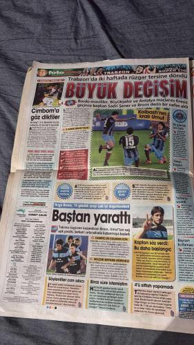 PAS FOTOMAÇ -TURKISH NEWSPAPER - DOĞUM GÜNÜ HEDİYESİ  - TAM TAKIM EKSİKSİZ GAZETE  21 EYLÜL - 2009 - ALTIN GOL - FENERBAHÇE, VEDERSON'UN ATTIĞI ALTIN DEĞERİNDEKİ GOLLE 3 ALTIN PUAN ALDI, MAÇ FAZLASIYLA LİDER OLDU, 6'DA 6 YAPTI - MAÇIN ANATOMİSİ - YARIN FOTOMAÇ'TA MÜTHİŞ BİR SÜRPRİZ SİZLERİ BEKLİYOR - TAM 24 SAYFA İDDAA GAZETESİ VERİYORUZ - TOPLU SONUÇLAR - İYİ BAYRAMLAR - HATEMOĞLU KABAN 99.50 TL - COLIN KAZIM, TARTIŞTIĞI TARAFTARI SAHA DIŞINA 'DAVET' ETTİ - ERKEKSEN DIŞARI GEL! - BU SEZON SINIRLI ZOR ZAPTETTLER - BU KADARI DA FAZLA - KALDI 1 MAÇ - 45 YIL SONRA 6'DA 6'LIK BİR BAŞLANGIÇ GERÇEKLEŞTİREN KANARYA BİR MAÇ DAHA KAZANIRSA 7'DE 7'LİK REKORUNU EGALE EDECEK - DÜNYANIN 1 NUMARALI LİGİ İNGİLTERE PREMIER LİGİ SADECE SPORMAX'TE - EMRE BOL: ŞAMPİYONLUK TILSIMI - GÖKÇEK VEDERSON - ALEX - GÜİZA - KAZIM - SEMİH - OĞUZHAN - BİLİCA - COLIN KAZIM - HASIM SAHIN - GÜRKAN KUBİLAY - EMRE BOL - NECATI BİLGİÇ - DAUM - SANTOS - HÜSEYİN GÖÇEK - MEHMET TOPUZ - GÖKHAN GÖNÜL - ERTUĞRUL SAĞLAM -