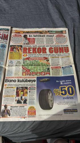 PAS FOTOMAÇ -TURKISH NEWSPAPER - DOĞUM GÜNÜ HEDİYESİ  - TAM TAKIM EKSİKSİZ GAZETE  21 EYLÜL - 2009 - ALTIN GOL - FENERBAHÇE, VEDERSON'UN ATTIĞI ALTIN DEĞERİNDEKİ GOLLE 3 ALTIN PUAN ALDI, MAÇ FAZLASIYLA LİDER OLDU, 6'DA 6 YAPTI - MAÇIN ANATOMİSİ - YARIN FOTOMAÇ'TA MÜTHİŞ BİR SÜRPRİZ SİZLERİ BEKLİYOR - TAM 24 SAYFA İDDAA GAZETESİ VERİYORUZ - TOPLU SONUÇLAR - İYİ BAYRAMLAR - HATEMOĞLU KABAN 99.50 TL - COLIN KAZIM, TARTIŞTIĞI TARAFTARI SAHA DIŞINA 'DAVET' ETTİ - ERKEKSEN DIŞARI GEL! - BU SEZON SINIRLI ZOR ZAPTETTLER - BU KADARI DA FAZLA - KALDI 1 MAÇ - 45 YIL SONRA 6'DA 6'LIK BİR BAŞLANGIÇ GERÇEKLEŞTİREN KANARYA BİR MAÇ DAHA KAZANIRSA 7'DE 7'LİK REKORUNU EGALE EDECEK - DÜNYANIN 1 NUMARALI LİGİ İNGİLTERE PREMIER LİGİ SADECE SPORMAX'TE - EMRE BOL: ŞAMPİYONLUK TILSIMI - GÖKÇEK VEDERSON - ALEX - GÜİZA - KAZIM - SEMİH - OĞUZHAN - BİLİCA - COLIN KAZIM - HASIM SAHIN - GÜRKAN KUBİLAY - EMRE BOL - NECATI BİLGİÇ - DAUM - SANTOS - HÜSEYİN GÖÇEK - MEHMET TOPUZ - GÖKHAN GÖNÜL - ERTUĞRUL SAĞLAM -