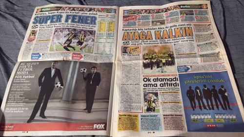 PAS FOTOMAÇ -TURKISH NEWSPAPER - DOĞUM GÜNÜ HEDİYESİ  - TAM TAKIM EKSİKSİZ GAZETE  3 AĞUSTOS - 2009 - SÜPER FENER - KANARYA, SÜPER KUPA'DA KARTAL'I YİNE AVLADI - ALEX'İN GOLLERİYLE FORTİS TÜRKİYE KUPASI'NIN DA İNTİKAMINI ALMIŞ OLDU... - SAVAŞAN KANARYA - SÜPER KUPA FENERBAHÇE'NİN - KAPTANLIĞI BİLE TARTIŞILAN ALEX İKİ GOLLE MEST ETTİ - AYAĞA KALKIN - SAMBACI YÜKSEK TEMPOLU MAÇIN SON DAKİKASINDA UÇARAK ATTIĞI GOLLE, 