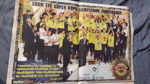 PAS FOTOMAÇ -TURKISH NEWSPAPER - DOĞUM GÜNÜ HEDİYESİ  - TAM TAKIM EKSİKSİZ GAZETE  4 AĞUSTOS - 2009 - FENER'E - ROTA KHALID - DECO'YU BİTİRİN - ALDA KUPA BİZİMDİ - SİVASPATLADI - FARK DAUM - ALEX KRİZİ - RÜZGÂR GİBİYDİ - LUGANO'YA YENİ TEKLİF - CITY GELİYOR - KARARLIYIZ - İÇİME SİNMEDİ - EN BÜYÜK DUA - HESAP GÜNÜ - ALEX - ARAGONES - ARDA - ARIEL JACOBS - AYTAÇ DURAK - AYDIN CİNGÖZ - AYHAN - AZİZ YILDIRIM - BAROS - BATUHAN - BAYRAM AKGÜL - BEKİR ÇINAR - BELLETTİ - BETÜL GÜLEÇ - BOULAHROUZ - BROOS - BÜLENT CAN - BÜLENT TULUN - BÜLENT UYGUN - CARLOS - COLIN KAZIM - COUCEIRO - CRISTIAN - DAUM - DECO - DELGADO - DOS SANTOS - ELANO - EMRE AŞIK - ENGİN BAYTAR - ER Eren Görür - ERTUĞRUL SAĞLAM - FATİH TERİM - FATİH YILDIZ - FELIPE MASSA - FERİDUN TANKUT - FİKRET ÜNSAL - FRANK RIJKAARD - GABRİÇ - GEREMI - GÖKHAN GÜLEÇ - GÖKHAN ZAN - GÖKSU ALHAS - HAKAN KULAÇOĞLU - HALDUN ÜSTÜNEL - HASAN BEZ - HASAN ŞAŞ - HİDAYET TÜRKOĞLU - HINCAL ULUÇ - HOENESS - HUGO BROOS - HÜSEYİN - İSLAM ÇUPİ - İSMAİL - İ
