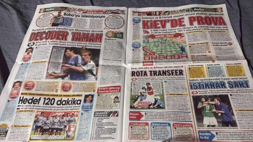 PAS FOTOMAÇ -TURKISH NEWSPAPER - DOĞUM GÜNÜ HEDİYESİ  - TAM TAKIM EKSİKSİZ GAZETE   12 AĞUSTOS - 2009 - BUGÜN - GAZETESİ FOTOMAÇ'TAN İDDAACILAR'A HEDİYE - HINCAL ULUÇ DİYOR Kİ FEDERASYONUN KULÜPLERDEN HESAP SORMAYA YÜREĞİ YETMEZ - F.BAHÇE, BREZİLYA MİLLİ TAKIMI'NIN BİR YILDIZININ DAHA PEŞİNE DÜŞTÜ - LUISAO - LUISAO KİMDİR - DECO İÇİN HATIRLI KİŞİ ARAYA GİRDİ - MİLLİ TAKIM UKRAYNA İLE OYNUYOR - POLAT G.SARAY AVRUPA'NIN EN İYİSİ - İŞ BİTİRİCİ HALDUN ÜSTÜNEL COŞTU - HOCA İSTESİN HEMEN BİR FUTBOLCU GETİRİRİM - SPORTİF DİREKTÖR ÜNAL KARAMAN'DAN TARAFTARA MÜJDE - TRABZONSPOR BİR GOLCÜ DAHA ALACAK - KARTAL'IN GENÇLERİ FULYA'YA SÜRÜLDÜ - FENER'DEN ÇOK ÖZEL BİR MAÇ - FLORYA'DA PETROL MÜ BULUNDU - KAYSERİ'DEN SÜPER TRANSFER - MİLLİ TAKIM - KİEV'DE PROVA - KARTAL'DA 30 ALARMI - BEŞİKTAŞ - BOBO'YU İSTEMİYORUM - DECODER TAMAM - FORMA SAVAŞI - ÖZGÜVEN - CARLO İSTEMİYOR - HINCAL ULUÇ - LUISAO - EDU - LUGANO - ROMAN ABRAMOVİÇ - DECO - BOBO - ADNAN POLAT - NEESKENS - HALDUN ÜSTÜNEL - ÜNAL KARAMAN -