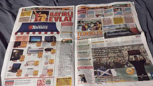 PAS FOTOMAÇ -FUTBOL GAZETESİ -TURKISH NEWSPAPER - DOĞUM GÜNÜ HEDİYESİ  - TAM TAKIM EKSİKSİZ GAZETE   16 AĞUSTOS - 2009 - TRANSFER BORSASI - ROTAMIZ BELLİ - CİM KRİZİ ÇÖZÜLDÜ - HEDEF KLASNIC - SÜPER LİG - KASIMPAŞA'DA ÇIT ÇIKMAYACAK - TEK TEK GİDİYOR - PRİMDE AYRIMCILIK - TOP ARTIK FİGER'DE - DELGADO BEŞİKTAŞ'I SIFIRLADI - İLGİNÇ RASTLANTI - TARAFTARA AĞIR FATURA - BANK ASYA 1. LİG TFF 2. VE 3. LİG - GÖRÜNTÜ NET - GİRESUNSPOR'DAN SAĞLAM SAVUNMA - RİZE, ORDU'YU DEVİRDİ - KOCAELİ ÜÇLEDİ: 3-1 - TRANSFER DOSYASI - TUNCAY, KARTAL'I REDDETTİ - FOX FUTBOL PAZARI - İKİ RESİM ARASINDAKİ 6 FARKI BULUN - DEFANSA SON ADAY HELENO - İSMAİL ÖZTÜRK - RIJKAARD - ABDUL KADER KEITA - ANGELOV - KEWELL - ARDA TURAN - MILAN BAROS - BURAK - SADRİ ŞENER - UMUT BULUT - GÖKHAN ÜNAL - ZİYA DOĞAN - TAZUMETA - EGEMEN - FATİH TEKKE - GİRAY KAÇAR - BÜLENT FULUN - AYHAN - SERVET - SAMİ FERRİ - RİZET YAMAN - SİNAN - HAKAN BALTA - HAKAN DİLER - ELANO - UĞUR - ŞÜKRÜ KAMBER - SABRİ - SERKAN - GÖKHAN - YAŞAR YALÇIN -