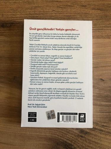 Yetişin Gençler / Ergenlikten Yetişkinliğe Geçiş Kılavuzu