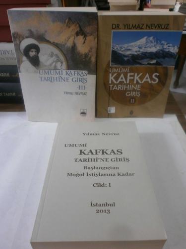 Umumi Kafkas Tarihine Giriş 3 Cilt Takım