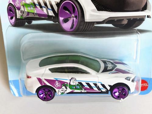 Hot Wheels Disney Pixar Toy Story 5 - Grand Cross 3/5 Oyuncak Hikayesi 5 Model Araç