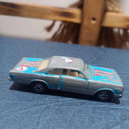 YATMING  NO:1075  FORD GALAXIE 500
