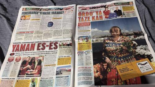 PAS FOTOMAÇ -FUTBOL GAZETESİ -TURKISH NEWSPAPER - DOĞUM GÜNÜ HEDİYESİ  - TAM TAKIM EKSİKSİZ GAZETE   27 AĞUSTOS - 2009 -BÜYÜK OLAY - BUNDAN SONRA 2.00'IN ALTINDA ORANI OLAN MAÇLARA TAHMİN YAPMAYACAĞIM - PARA KAZANDIRACAK MAÇLARI BULACAĞIM - EDU, FENERİ TOPA TUTTU - TUNCAY'IN F.BAHÇE'TO KİRALANMASINA SON ONAYI VEREN HOCASI ÇOK ÜZGÜN - YARALI YÜREK - MIDDLESBROUGH MENAJERİ SOUTHGATE: 