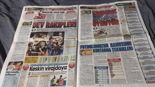 PAS FOTOMAÇ -FUTBOL GAZETESİ -TURKISH NEWSPAPER - DOĞUM GÜNÜ HEDİYESİ  - TAM TAKIM EKSİKSİZ GAZETE   27 AĞUSTOS - 2009 -BÜYÜK OLAY - BUNDAN SONRA 2.00'IN ALTINDA ORANI OLAN MAÇLARA TAHMİN YAPMAYACAĞIM - PARA KAZANDIRACAK MAÇLARI BULACAĞIM - EDU, FENERİ TOPA TUTTU - TUNCAY'IN F.BAHÇE'TO KİRALANMASINA SON ONAYI VEREN HOCASI ÇOK ÜZGÜN - YARALI YÜREK - MIDDLESBROUGH MENAJERİ SOUTHGATE: 