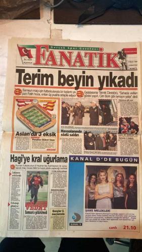 FANATİK SPOR GAZETESİ - TURKISH NEWSPAPER - DOĞUM GÜNÜ HEDİYESİ  - EKSİKSİZ TAM TAKIM GAZETE - 3 NİSAN 1999 - SAYI:1231 - SAPOK MUMCU - NECMİ PEREKLİ - MEHMET TAN - LÜTFÜ - LÖW - SERGEN - UCHE - HÖGH - MURAT YAKIN - KALLİ - AMOKACHI - ALPAY - TAYFUR - RÜŞTÜ - TUNA YARMU - FELDKAMP - OKTAY - EROL DEMİRKOL - CENGİZ KAPTAN - ÖKKES POLAT - BÜLENT UZUN - HASAN SAP - CÜNEYT KARAKAYA - HAGI - VEDAT - BÜNYAMİN OSMAN - ŞEBNEM DÖNMEZ - - YAĞMUR ZORLADI - TRABZON’UN FATİH’İ VAR - APO VE OSMAN KART CEZALISI - İKİ GÖRÜNTÜLÜ KARŞILAŞMA - BU SEFER OLDU - DEVLERİN İMHA PLANI - KIRAN KIRANA İDMAN - LÖW’ÜN PLANI - KANATLAR HÜCUMA KALKACAK - BALİÇ VE MOLDOVAN - BEŞİKTAŞ TAKTİĞİ - RÜŞTÜ OYNAMIYOR - SERGEN’DEN GÖZDAĞI - BEŞİKTAŞ’IN 11’İNİ BAŞKAN YAPACAK - OKTAY 3 GOL ATTI - TERİM BEYİN YIKADI - HATALARIN AFFI YOK - SALDIRGAN OLAYI - HAVAALANINDA SÖZLÜ SALDIRI - ÇİÇEK DE VERDİLER - HAGİ’YE KRAL UĞURLAMA - GALATASARAY YERİNİ KORUDU - VEDAT SAMSUN’A GÖTÜRÜLMEDİ - GENÇLER 2. MAÇLARINDA - ŞANS MELEKLERİ YARIŞMA