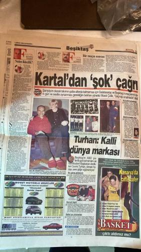 FANATİK SPOR GAZETESİ - TURKISH NEWSPAPER - DOĞUM GÜNÜ HEDİYESİ  - EKSİKSİZ TAM TAKIM GAZETE - 7 NİSAN 1999 - SAYI:1235 - FATİH TERİM - CÜNEYT KARAKAYA - İSMET BADEM - LÖW - HAGİ - HAKAN ŞÜKÜR - OKAN - OGÜN - FELDKAMP - ALPAY - BERKE - DEMET AKALIN - EBZU ŞAH - CANSU - MEHMET GENÇ - BURHAN USLU - TOM - NAUMOSKI - - DOYUMSUZ TERİM - POPESCU BU HAFTA YOK - CİM BOMLU KIZLAR FİNALE UZANAMADI - FENER’İN LİDERİ YOK - ŞAMPİYONLARIN YARI FİNAL SINAVI - AHMET GÜLÜM’E ÖNEMLİ GÖREV - RUSYA’DAN RALLİ HATTI - FANATİK’E BÜYÜK ONUR - TARAFTAR REVİZYON İSTİYOR - MİNİK KARTALLAR PODYUMDAYDI - MAÇLAR AYNI SAATTE OYNANSIN - TRABZON’DA ORTA ALAN SIKINTISI - SÜPER LİG 2001’DE - HÖGH’Ü AFFEDEMEM - RÜŞTÜ’YE İZİN YOK - BALİÇ’E ELEŞTİRİ - YENİ KAPTAN İLKER - RÜŞTÜ VE HÖGH’E CEZA - NAUMOSKİ YOLCU - OKULLARA GİTTİK - CİM BOM’A RUMEN ŞOKU - POPESCU OYNAMIYOR - HAGİ’Yİ BIRAKMAM - GENÇLERDEN UMUTLUYUM - KUPA KOLEKSİYONCULARI - YENİLGİ SAYISI SADECE 18 - KARDEŞ KARDEŞ OYNARIZ - - CİM BOMLU KIZLAR 47-54 RUZOMBEROK -