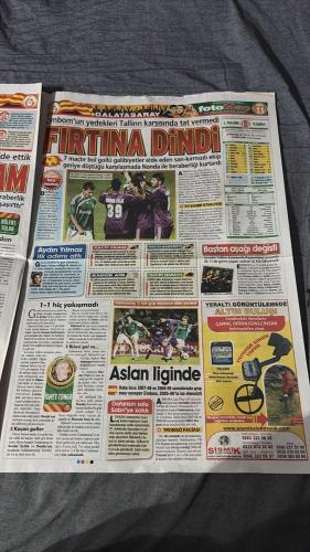 PAS FOTOMAÇ -FUTBOL GAZETESİ -TURKISH NEWSPAPER - DOĞUM GÜNÜ HEDİYESİ  - TAM TAKIM EKSİKSİZ GAZETE   28 AĞUSTOS - 2009 -İDDAA'DA ASRIN OLAYI - PROFESÖR BARIŞ ERTÜL İDDAA DÜNYASINI KASIP KAVURACAK BOMBA TAHMİNLERİNE CUMA GÜNÜ İDDAALIYIZ'DA BAŞLIYOR - SAKIN KAÇIRMAYIN - İDDAA'DA ASRIN İKİNCİ BÜYÜK GÜNÜ 28 AĞUSTOS - BÜYÜK OLAY - BUNDAN SONRA 2.00'IN ALTINDA ORANI OLAN MAÇLARA TAHMİN YAPMAYACAĞIM - PARA KAZANDIRACAK MAÇLARI BULACAĞIM - EDU, FENERİ TOPA TUTTU - TUNCAY'IN F.BAHÇE'YE KİRALANMASINA SON ONAYI VEREN HOCASI ÇOK ÜZGÜN - YARALI YÜREK - MIDDLESBROUGH MENAJERİ SOUTHGATE: 