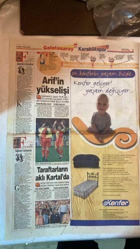 FANATİK SPOR GAZETESİ - TURKISH NEWSPAPER - DOĞUM GÜNÜ HEDİYESİ  - EKSİKSİZ TAM TAKIM GAZETE - 11 NİSAN 1999 - SAYI:1239 - FELDKAMP - TAYFUN - DIMAS - MOLDOVAN - EROL ERSOY - RAHMAN SAĞIROĞLU - İSMET TONGO - TEMEL ÖZALAK - YALÇIN DUMER - EROL DEMİRKOL - OSMAN TANBURACI - METİN TÜKENMEZ - ALL KOCATEPE - YASİN - SAVAŞ - KALLİ - ALPAY - TAYFUR - RAHİM - ENUGU - SELAMİ - DEG DİYAN YILDIRIM - SÜLEYMAN KARA - TURGUT KABACA - HALUK TOYGARLI - BÜLENT ÜNDER - - LİDER GALATASARAY KARABÜK’Ü GEÇTİ - HEDEFİMİZE YÜRÜYORUZ - GALATASARAY İSTEDİĞİNİ ALDI - TERTEMİZ GALİBİYET - SON TAKTİK - ANKARAGÜCÜ-FENERBAHÇE RANDEVUSU - TRABZON-SAMSUN DERBİSİ - KÜRDİL-İ HİCAZKAR - SAĞLAMCI GALATASARAY - CİDDİ OYUN - FİNALİN ADI FENER-TOFAŞ - FELDKAMP’TAN BİRLİK MESAJI - KARTAL TEK YÜREK - GENÇLERDEN FORMALARA AMBARGO - KÖTÜ GÜNLER GERİDE - HAKEME İTİRAZ YASAK - YÖNETİMDEN ÖVGÜ - DEFANSTA KRİZ - HENTBOLDA KUPA HAZIRLIKLARI - VOLEYBOLCULARIN İSYANI - MİNİK GÜREŞÇİLER İDDİALI - MORAL KAYNAĞIM - - GALATASARAY 2-0 KARABÜ