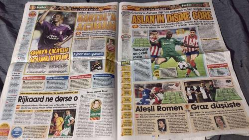 PAS FOTOMAÇ -FUTBOL GAZETESİ -TURKISH NEWSPAPER - DOĞUM GÜNÜ HEDİYESİ  - TAM TAKIM EKSİKSİZ GAZETE   29 AĞUSTOS - 2009 -VUR VUR İNLESİN, WORLDPUAN'LAR GELSİN - DENİZLİ: SON HAREKETİ YAPAMADIK - ŞANS DA OLACAK - BİR BİR ERİYOR - SOLDA NÖBET DEĞİŞİMİ - HAKAN KALEYİ KAPATTI - SERDAR O SEVGİ - KAŞ İDARE ETTİ - KARTAL'DA DÖRT EKSİK - SİVOK KORKUTTU - BERABERLİĞE ABONE OLDU - EKREM SİFTAH YAPTI - BU GRUPLARDAN GÜLE OYNAYA ÇIKARIZ - BEŞİKTAŞLILAR TABATA POSTERİNİZ YARIN FOTOMAÇ'TAN HEDİYE - YETERSİZLİK - UÇURACAĞIM - NİHAT'IN TEK EKSİĞİ SANA - GÖZLERİMİZ FORVET ARADI - YILDIZLARI PARÇALADI - PATİYO ANTALYA YOLUNDA - İTİRAZIM VAR - KUPALAR İZMİR'E - KARTAL ZİRVEDE - UFUK'TA GERİ SAYIM BAŞLADI - FORVET YOKSA GOL DE YOK - HİNDİ GEYİĞİ - KARTAL İNÖNÜ'YÜ ÖZLEMİŞ - DENİZLİ'YE DOĞRU - PROVOKATÖRLERİN NEDEN OLDUĞU CEZA HAK ETTİĞİMİZDEN ÇOK - RODRIGO TABATA - METE DÜREN - SELES - ZAFER ERTEM - ROONEY - REÇEP ÇETİN - GÖKHAN DİNÇ - TERİM - KAMİL DUA - HASAGIC - BARBOSA - NEUMBU - SERHAT - TANER -