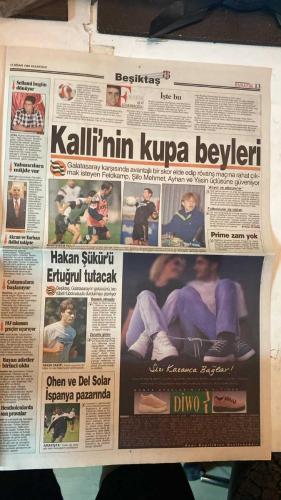 FANATİK SPOR GAZETESİ - TURKISH NEWSPAPER - DOĞUM GÜNÜ HEDİYESİ  - EKSİKSİZ TAM TAKIM GAZETE - 12 NİSAN 1999 - SAYI:1240 - MOSHOEU - MOLDOVAN - MURAT YAKIN - SERGEN - DENİZ - YILMAZ - NECATİ BİLGİÇ - ABDULLAH ÇEVRİM - CEMİL TURAN - TAKİ DOĞAN - ÜNAL - SELAHATTİN - VUGRİNEÇ - ARİF - OKAN - TUGAY - FATİH TERİM - CEMAL BÜYÜKEROĞLU - BURHAN USLU - ALİ DÜRÜST - CÜNEYT KARAKAYA - EROL DEMİRKOL - BÜLENT ÜNDER - SUAT - HAGİ - VEDAT - HASAN - TOLUNAY - MEHMET - ERGÜN - - MOSHOEU İLK KEZ KAPTAN - BAŞKENT’TE HAYATA DÖNDÜ - GOL DÜELLOSU - YAĞMURLA KARIŞIK - GOLÜ DÜŞÜNÜP KAZANDILAR - PALDIR KÜLDÜR - TRABZON VURUP GEÇİYOR - ÜST ÜSTE 4. GALİBİYET - KUPA TOFAŞ’IN - GALATASARAY’IN GİZLİ SİLAHI OKAN - GOL ATAN ÖNEMSİZ 3 PUAN YETER - 5. ŞAMPİYONLUĞA HAZIR - SEVİNME ALDANIRSIN - POPESCU DENENECEK - TARAFTARA MUHTACIZ - HAVAYA GİRMEK SAKINCALI - BEŞİKTAŞ BENİ YANILTMADI - TERİM’İN VALİZİ - KUPA’DA FAVORİ YOK - YEDEKLER ÇALIŞTI - TEKNİK VE KONDISYON PROBLEMİ - - FENERBAHÇE 4-2 ANKARAGÜCÜ - TRABZONSPOR 3-1 S