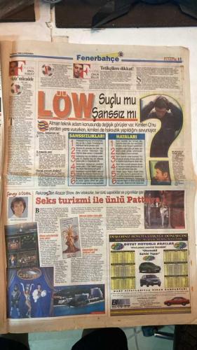 FANATİK SPOR GAZETESİ - TURKISH NEWSPAPER - DOĞUM GÜNÜ HEDİYESİ  - EKSİKSİZ TAM TAKIM GAZETE - 14 NİSAN 1999 - SAYI:1242 - TAFFAREL - FATİH TERİM - BÜLENT - HAKAN ŞÜKÜR - ÜMİT - OKAN - SUAT - EMRE - HAGİ - ARİF - FEVZİ - SAVAŞ - ALİ EREN - ERTUĞRUL - SELLAMİ - YASİN - MUTLU - MEHMET - AMOKACHI - OKTAY - MUHİTTİN BOSA - HÜSEYİN DARICI - FAHİR ERSOY - BALİÇ - MOLDOVAN - MEHMET - RÜŞTÜ - UCHE - METİN - MOSHOEU - YUSUF DURSUN - ALİ TALİP ÖZDEMİR - - KUPA FİNALİ GALATASARAY-BEŞİKTAŞ - GALATASARAY BİRAZ FARKLI - HEDEFİMİZE YÜRÜYORUZ - GALATASARAY İSTEDİĞİNİ ALDI - SON TAKTİK - BEŞİKTAŞ’IN KOZLARI - HAKAN ŞÜKÜR: KAZANACAĞIZ - BALİÇ VE MOLDOVAN YARIŞI - FENER’İN KIZLARI CİM BOM’U DAĞITTI - LÖW DENİZ’İ İSTEDİ - OKULLARA GİTTİK - KANARYA’NIN SALONU VAR - RÜŞTÜ YENİ SAYFA AÇTI - UCHE SEÇİMLERDE OY KULLANAMIYOR - METİN DÜSSELDORF’TA GÜÇ TOPLAYACAK - FENER’DE TEMPO DÜŞTÜ - MOSHOEU’NİN HEDEFİ 50. GOL - TRABZON ENGELİNİ AŞTILAR - GENÇLER SON ANDA 2-1 - BİLET FİYATLARI UCUZLATILDI - - GALATASARAY 2-0