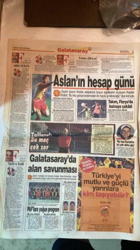 FANATİK SPOR GAZETESİ - TURKISH NEWSPAPER - DOĞUM GÜNÜ HEDİYESİ  - EKSİKSİZ TAM TAKIM GAZETE - 14 NİSAN 1999 - SAYI:1242 - TAFFAREL - FATİH TERİM - BÜLENT - HAKAN ŞÜKÜR - ÜMİT - OKAN - SUAT - EMRE - HAGİ - ARİF - FEVZİ - SAVAŞ - ALİ EREN - ERTUĞRUL - SELLAMİ - YASİN - MUTLU - MEHMET - AMOKACHI - OKTAY - MUHİTTİN BOSA - HÜSEYİN DARICI - FAHİR ERSOY - BALİÇ - MOLDOVAN - MEHMET - RÜŞTÜ - UCHE - METİN - MOSHOEU - YUSUF DURSUN - ALİ TALİP ÖZDEMİR - - KUPA FİNALİ GALATASARAY-BEŞİKTAŞ - GALATASARAY BİRAZ FARKLI - HEDEFİMİZE YÜRÜYORUZ - GALATASARAY İSTEDİĞİNİ ALDI - SON TAKTİK - BEŞİKTAŞ’IN KOZLARI - HAKAN ŞÜKÜR: KAZANACAĞIZ - BALİÇ VE MOLDOVAN YARIŞI - FENER’İN KIZLARI CİM BOM’U DAĞITTI - LÖW DENİZ’İ İSTEDİ - OKULLARA GİTTİK - KANARYA’NIN SALONU VAR - RÜŞTÜ YENİ SAYFA AÇTI - UCHE SEÇİMLERDE OY KULLANAMIYOR - METİN DÜSSELDORF’TA GÜÇ TOPLAYACAK - FENER’DE TEMPO DÜŞTÜ - MOSHOEU’NİN HEDEFİ 50. GOL - TRABZON ENGELİNİ AŞTILAR - GENÇLER SON ANDA 2-1 - BİLET FİYATLARI UCUZLATILDI - - GALATASARAY 2-0