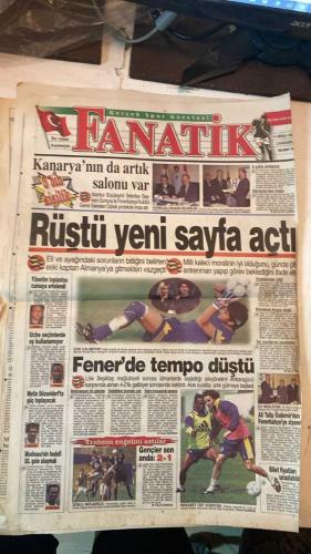 FANATİK SPOR GAZETESİ - TURKISH NEWSPAPER - DOĞUM GÜNÜ HEDİYESİ  - EKSİKSİZ TAM TAKIM GAZETE - 14 NİSAN 1999 - SAYI:1242 - TAFFAREL - FATİH TERİM - BÜLENT - HAKAN ŞÜKÜR - ÜMİT - OKAN - SUAT - EMRE - HAGİ - ARİF - FEVZİ - SAVAŞ - ALİ EREN - ERTUĞRUL - SELLAMİ - YASİN - MUTLU - MEHMET - AMOKACHI - OKTAY - MUHİTTİN BOSA - HÜSEYİN DARICI - FAHİR ERSOY - BALİÇ - MOLDOVAN - MEHMET - RÜŞTÜ - UCHE - METİN - MOSHOEU - YUSUF DURSUN - ALİ TALİP ÖZDEMİR - - KUPA FİNALİ GALATASARAY-BEŞİKTAŞ - GALATASARAY BİRAZ FARKLI - HEDEFİMİZE YÜRÜYORUZ - GALATASARAY İSTEDİĞİNİ ALDI - SON TAKTİK - BEŞİKTAŞ’IN KOZLARI - HAKAN ŞÜKÜR: KAZANACAĞIZ - BALİÇ VE MOLDOVAN YARIŞI - FENER’İN KIZLARI CİM BOM’U DAĞITTI - LÖW DENİZ’İ İSTEDİ - OKULLARA GİTTİK - KANARYA’NIN SALONU VAR - RÜŞTÜ YENİ SAYFA AÇTI - UCHE SEÇİMLERDE OY KULLANAMIYOR - METİN DÜSSELDORF’TA GÜÇ TOPLAYACAK - FENER’DE TEMPO DÜŞTÜ - MOSHOEU’NİN HEDEFİ 50. GOL - TRABZON ENGELİNİ AŞTILAR - GENÇLER SON ANDA 2-1 - BİLET FİYATLARI UCUZLATILDI - - GALATASARAY 2-0