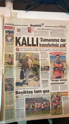 FANATİK SPOR GAZETESİ - TURKISH NEWSPAPER - DOĞUM GÜNÜ HEDİYESİ  - EKSİKSİZ TAM TAKIM GAZETE - 22 NİSAN 1999 - SAYI:1250 - SEBA - YILMAZ - ABDULLAH KİĞI - FARUK SÜREN - GORDON MİLNE - NECDET ERGÜN - FRANK PULL - HAKAN ŞÜKÜR - BÜLENT - FATİH TERİM - MUTLU - CELAL GÜRCAN - EROL DEMİRKOL - - BÜYÜKLER HAVUZDA YOK - BÜYÜKLERDEN TAVİZ YOK - CENTİLMENLİK ANLAŞMASI - ZİRVEDE YÜKSEK TANSİYON - ÜMİTLERİMİZ SUZİEN ÖNÜNDE - FLASH GORDON - KANADA’DAN EVET - MİLLİ TAKIM YÜKSELİŞTE - VELİEFENDİ’DE KAZA - OLMAK YA DA OLMAMAK - BALİÇ’E YURTDIŞINDAN TEKLİF - MANCHESTER ZORU BAŞARDI - OKOLLARA ARTIK 11’DE - MİRSAD İMZALADI - NAİM MİLLİ TAKIM’DA - FELDKAMP’IN DEDİĞİ OLDU - TRİBÜNLER BOŞ KALDI - SEYİRCİ NEDEN KAÇIYOR - TERİM’İ BIRAKMAM - BAŞKAN SÜREN KİRMİNİ SEÇTİ - BAKAN’A TEBRİK ZİYARETİ - ALPER SON 3 MAÇA YETİŞECEK - KURTULMUŞ DEVAM EDİYOR - CENAZEDE BİR ARADAYDILAR - GALATASARAY’A 70 MİLYON DOLARLIK DEĞER - TAM KADRO SEVİNCİ - HAFİFE ALMA SONRA YANMA - AVRUPA’YI BİLE KISKANDIRDILAR - VARSAYIMLARLA YAŞA