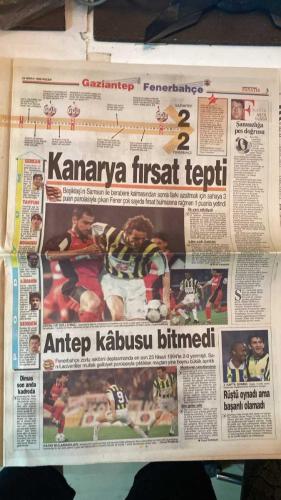 FANATİK SPOR GAZETESİ - TURKISH NEWSPAPER - DOĞUM GÜNÜ HEDİYESİ  - EKSİKSİZ TAM TAKIM GAZETE - 25 NİSAN 1999 - SAYI:1253 - EROL BULUT - METİN TOKAT - ERHAN - NECATİ BİLGİÇ - SECİL ÖLGEN - CEMİL TURAN - SERGEN - MOSHOEU - TAYFUN - SERKAN - H. İBRAHİM - YUSUF DURSUN - EROL DEMİRKOL - BÜLENT UZUN - İSMAİL UYANIK - FELDKAMP - FATİH TERİM - - FENER ‘TOKAT’LANDI - KANARYA FIRSAT TEPTİ - KORKUNUN BEDELİ - EROL BULUT ÇOK KORKUTTU - AVNİ AKER’DE ZOR GECE - GELECEK YILA BAKALIM - PLAY-OFFTA HEYECAN SÜRÜYOR - ÇİÇEKLİ KARŞILAMA - YILMAZ: ŞEHRİN HEYECANI BİTMİŞ - FELDKAMP FORVETE ÇIKARDI - FATİH AKYEL’E TALİP - BEŞİKTAŞ SAMSUN ÖNÜNDE - 23 NİSAN COŞKUSU - ANTEP KÂBUSU BİTMEDİ - MOLDOVAN UMUTLANDIRDI - RÜŞTÜ OYNADI AMA BAŞARILI OLAMADI - - GAZİANTEPSPOR 2-2 FENERBAHÇE - BEŞİKTAŞ 0-0 SAMSUNSPOR - DENİZLİSPOR 1-0 VANSPOR - ŞEKERSPOR 2-3 GÖZTEPE - TUBORG 85-66 EFES PİLSEN (BASKETBOL) - BEŞİKTAŞ 56-74 TOFAŞ (BASKETBOL) - FENERBAHÇE 74-56 DARÜŞŞAFAKA (BASKETBOL) - - FENERBAHÇE - GAZİANTEPSPOR - BEŞİKTAŞ -