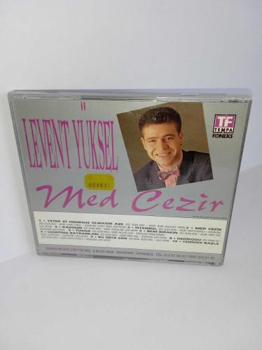 Cd Medcezir Levent Yüksel Med Cezir albümü. Orijinal Tempa & Foneks 1993 sarı bandrollü dönem baskı albüm. Disk tertemiz, sorunsuz çalışıyor. Koleksiyonluk