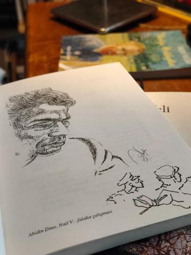 Daha Çok Onlar Yaşamalıydı  (Abidin Dino, Jak İhmalyan, Arif Dino,Sedat Nuri İleri, Faris Erkman ve Fikret Mualla'nın desenleriyle, 1. Baskı)