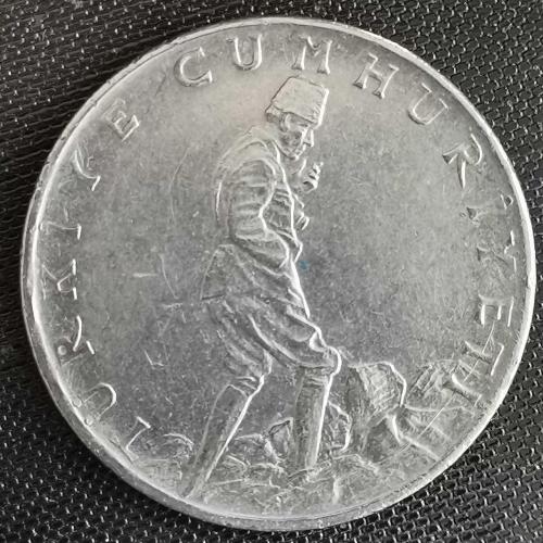 TÜRKİYE  1976   2,5  LİRA