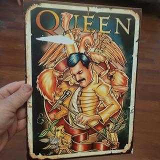 LOT.3 » QUEEN DUVAR PANOSU. HALİYLE. FOTODAKİ.