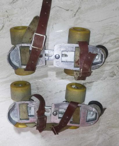 20673-ESKİLERDEN VİNTAGE METAL PATEN AYAKKABISI