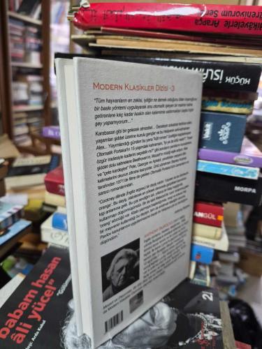Otomatik Portakal  Modern Klasikler Dizisi 3 Ciltli Şömizli
