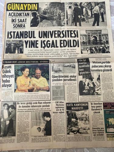 GÜNAYDIN GAZETESİ - DOĞUM GÜNÜ HEDİYESİ (TURKISH NEWSPAPPER) - 6 HAZİRAN 1969 - SADECE İKİ SAYFADIR -Kasım Gülek-Açıldıktan İlk Saat Sonra İstanbul Üniversitesi Yine İşgal Edildi-5 saat süren bir toplantıdan sonra senato bir bildiri yayınlayarak bütün kanuni çabalar yerine getirildikten sonra imtihan tarihlerinin tespit edileceğini açıkladı-Öğrenciler Bizi polisle karşı karşıya getirmeyin diye bağırdılar-Kasım Gülek nihayet baba oluyor-3 yıldan beri çocuk bekliyorum diyordu-Gümrüklerdeki otolar şimdiden parsellendi-Watson partide pabucunu çıkarıp hanımlara gösterdi-En iyi marka ayakkabı ben giyerim-Bir hırsız girdiği evde Rum milyoner ile damadını tabancayla yaraladı-CHP Millet Meclisinin toplanması için de 90 imzayı sağladı-Katı kamyonun marifeti-İki Amerikan harp gemisi Karadeniz'e çıkacak-Komandolar gece Orman Fakültesini basıp 8 öğrenciyi ağır yaraladılar-ZORTEK Herkes Ölecek-Tarihte Bugün-Düşmanla İşbirlikçiler-Gün Fallı-Günün Filmleri-Radyolar-Ankara'da bir Amerikalı güzeli-Bu da
