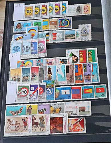 Türkiye Cumhuriyeti 50 Adet Tam Seri Pullar  (   Not : Pulların Bir Kısmında Sararmalar  Vardır...)