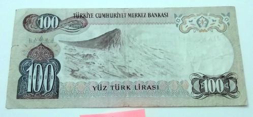 100 Lira (6.Emisyon / 3.Tertip 1983) J17