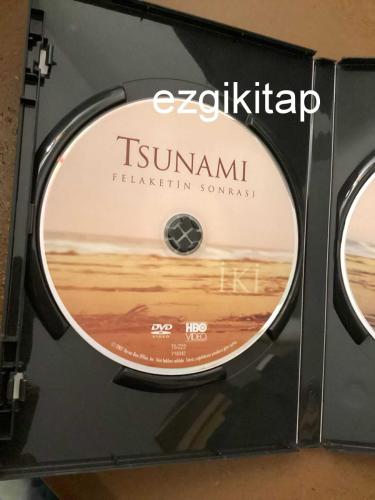 tsunami dvd   (PC'de denenmiştir)  felaketin sonrası (tim roth chiwetel ejiofor sophie okonedo hugh bonneville samrit machielsen toni collete gina mckee will yun lee) 2 film (tsunami the aftermath)
