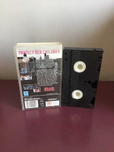 Vhs Kaset There Are No Children Here 1993 Orijinal