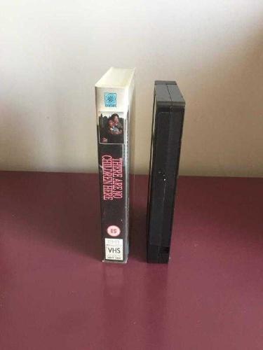 Vhs Kaset There Are No Children Here 1993 Orijinal