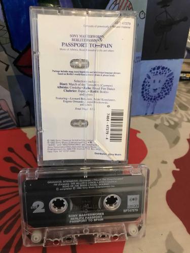 BERLITZ PASSPORT THE MUSIC OF SPAIN (Cassette)