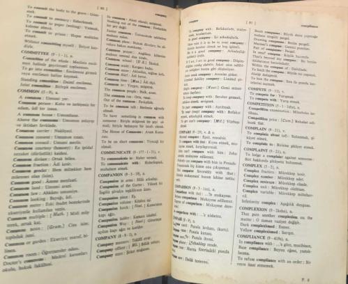 AN ENGLISH-TURKISH DICTIONARY OF IDIOMS / İNGİLİZCE-TÜRKÇE DEYİMLER SÖZLÜĞÜ