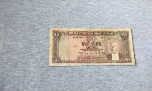 50 Türk lirası 3 tertip vişne rengi