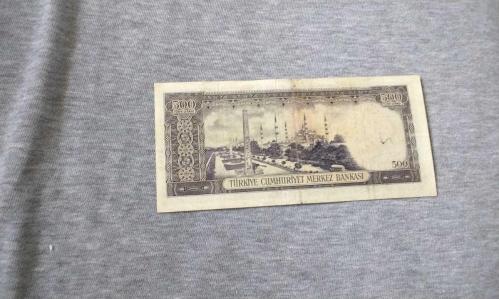 5 emisyon Türk lirası 4 tertip 500 türk lirası
