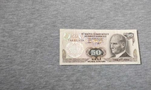 6 emisyon 1 tertip 50 Türk lirası