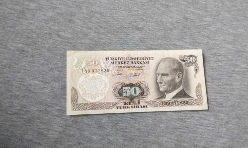 6 emisyon 2 tertip 50 Türk lirası