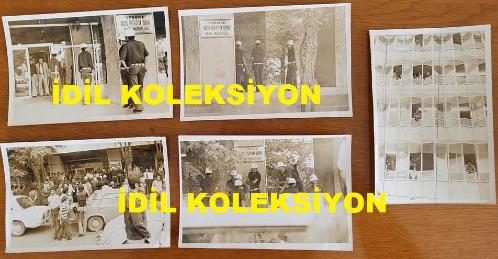ESKİ DIŞİŞLERİ BAKANI ve TRT GENEL MÜDÜRÜ İSMAİL CEM İPEKÇİ'NİN ORİJİNAL 5'Lİ FOTOĞRAF SETİ - 18 x 12 cm EBADINDA - İSMAİL CEM, TRT'DEKİ GÖREVİNİN SON GÜNÜNDE MESAİSİNİ TAMAMLAYIP BİNADAN AYRILDIĞI SÜREÇTE KENDİSİNİ KARŞILAYAN BASIN MENSUPLARININ, TRT BİNASI GİRİŞİNİN ve PENCERELERDEN KENDİSİNİ İZLEYEN TRT MENSUPLARININ YER ALDIĞI 5 FARKLI KARE, 7 HAZİRAN 1975