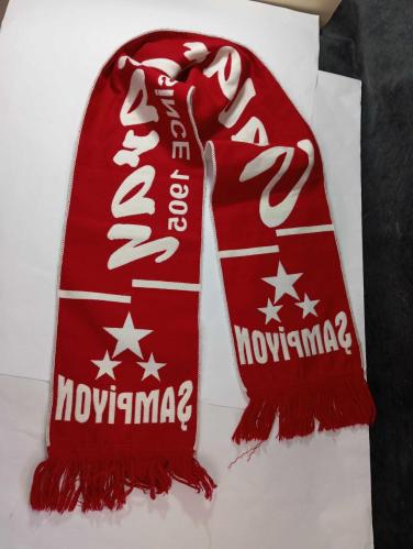 ViNTAGE Galatasaray GS atkı. Resimlerdeki haliyle koleksiyon dekorluk kullanimlik