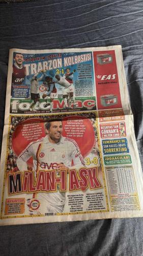 PAS FOTOMAÇ -FUTBOL GAZETESİ -TURKISH NEWSPAPER - DOĞUM GÜNÜ HEDİYESİ  - TAM TAKIM EKSİKSİZ GAZETE -  8 ARALIK -2008 - OYNAYALIM UŞAKLAR TRABZON KOLBASTISI - FATİHİ SARAY BAŞKENTTE A.GÜCÜ DAĞITTI - ŞAMPİYONLUĞA KOŞAN LİDER TRABZONSPOR'UN DEV POSTERİ - KUSURSUZ FIRTINA - D.D İSTİFA - İNÖNÜ DÜŞTÜ - DESTEK ZAMANI - BEŞİKTAŞ SİVOK'TAN ÇEKTİĞİNİ ANKARA'DAN ÇEKMEDİ - ZİNCİRLEME KAZA - AKERİDE FIRTINA KOPACAK - YÖNETİM İSTİFA - KÖRFEZİ BANA BIRAKIN - SERİYİ BOZMADI - KARTALLAR YENİŞEMEDİ - G.BİRLİĞİ NEFESLENDİ - HEYKELİ DİKERİZ - SİVAS ÇOK DEĞİŞTİ - EMRE KOMUTANIM - ÇİFT FORVET ZAMANIDIR - AVRUPA'NIN KRALI - TAM KALBİNE - GALATASARAYLILAR SAKIN KAÇIRMAYIN   - TRABZONSPORLULAR - MİLAN BAROS - KEWELL - LINCOLN - GÖKHAN - RÜŞTÜ - ZAPOTOCNY - SİVOK - NECA - BİLAL - İBRAHİM ÜZÜLMES - MUSTAFA DENİZLİ - DELGADO - İBRAHİM TORAMAN - NECİP - UĞUR İNCEMAN - TELLO - BOBO - GÖKHAN ZAN - SERDAR ÖZKAN - ALEN MARKARYAN - YILDIRIM DEMİRÖREN - AYHAN - SABRİ - SERVET - DE SANCTIS - HASAN ŞAŞ - ÜMİT KARAN -