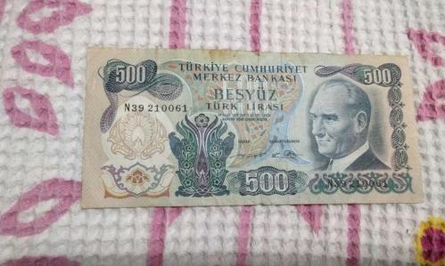 5 EMİSYON 500 TÜRK LİRASI  haliyle