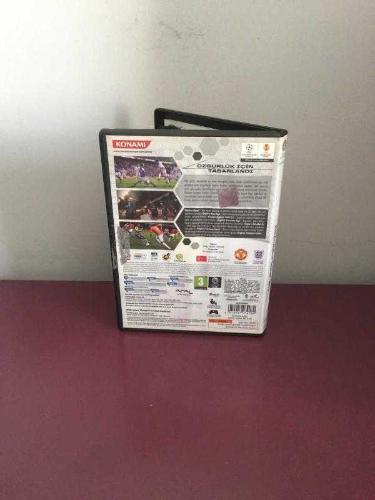 Pc Oyun Pes 2011 Orijinal - Çiziksiz Koleksiyonluk