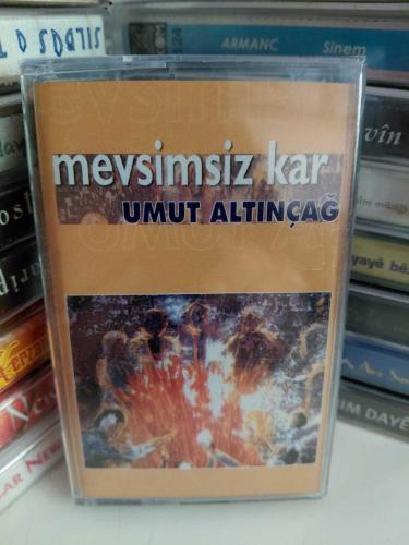 Umut Altınçağ –  Mevsimsiz Kar -  Türkiye  Basım Kaset Albüm /Açılmamış Ambalajlı (Kürtçe)